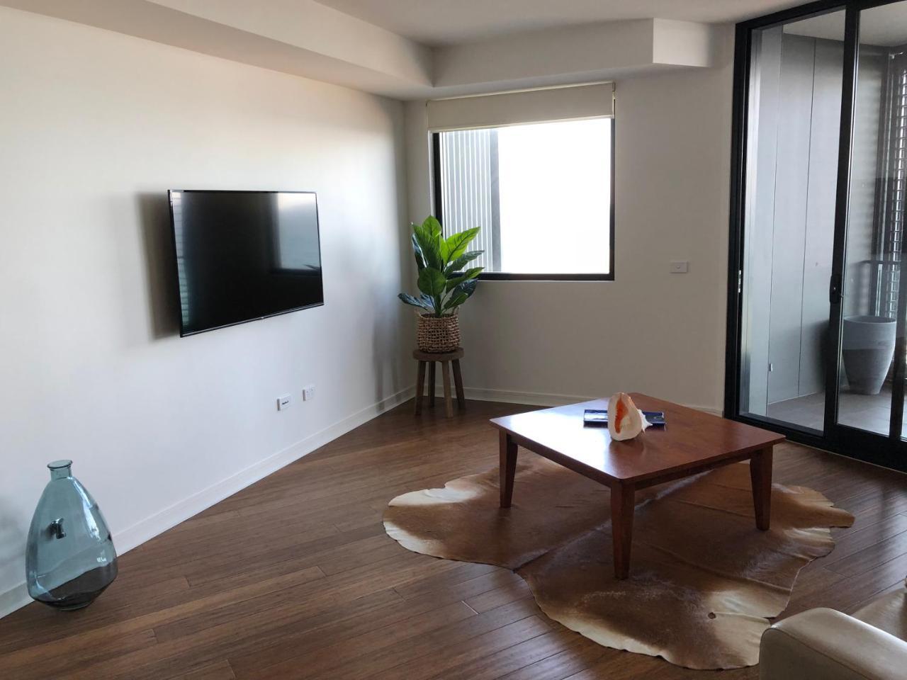 Arena On The Beach Apartment Нюкасъл Екстериор снимка