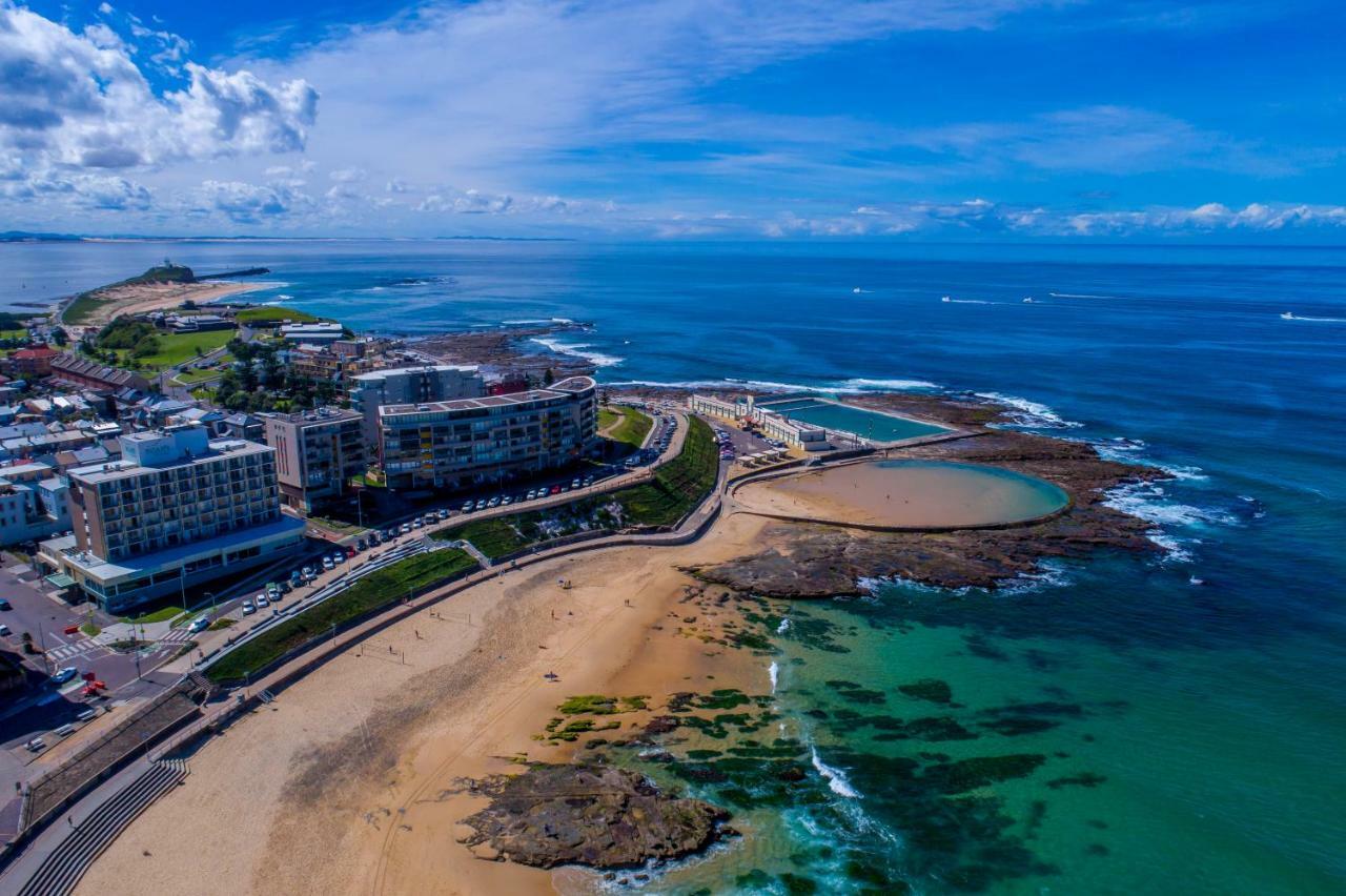 Arena On The Beach Apartment Нюкасъл Екстериор снимка