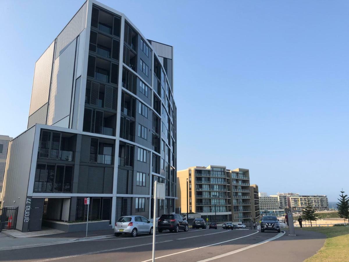 Arena On The Beach Apartment Нюкасъл Екстериор снимка